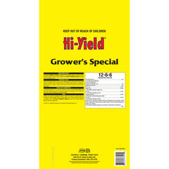 Hi-Yield close-up of granular texture showing slow-release particles for steady feeding benefit