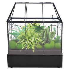 HighFree metal tray with plastic liner demonstrating waterproof containment benefit