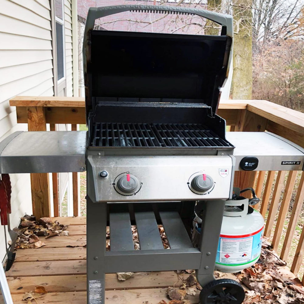 Hisencn lifestyle shot at backyard grill showing improved grilling results