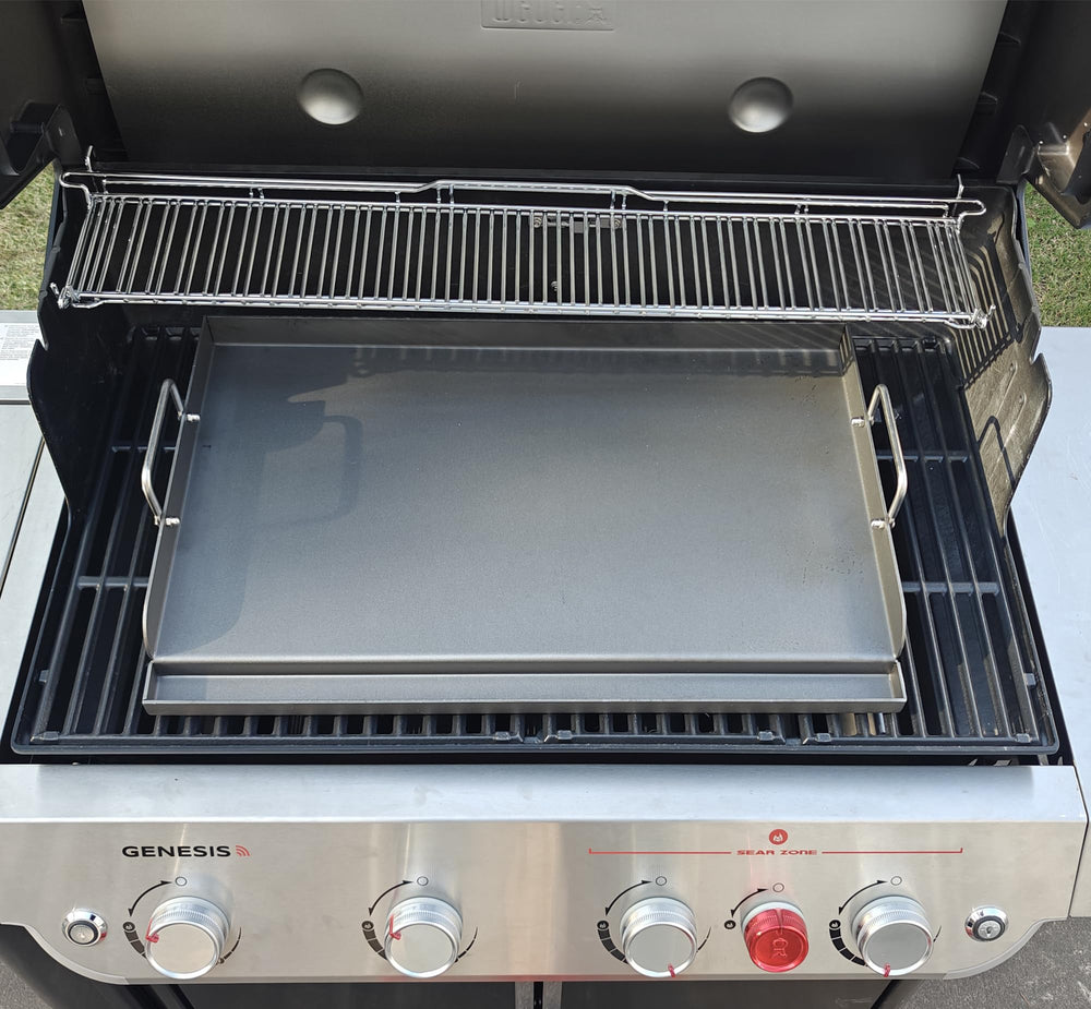 Hisencn griddle packaged box with included protective wrapping and plate