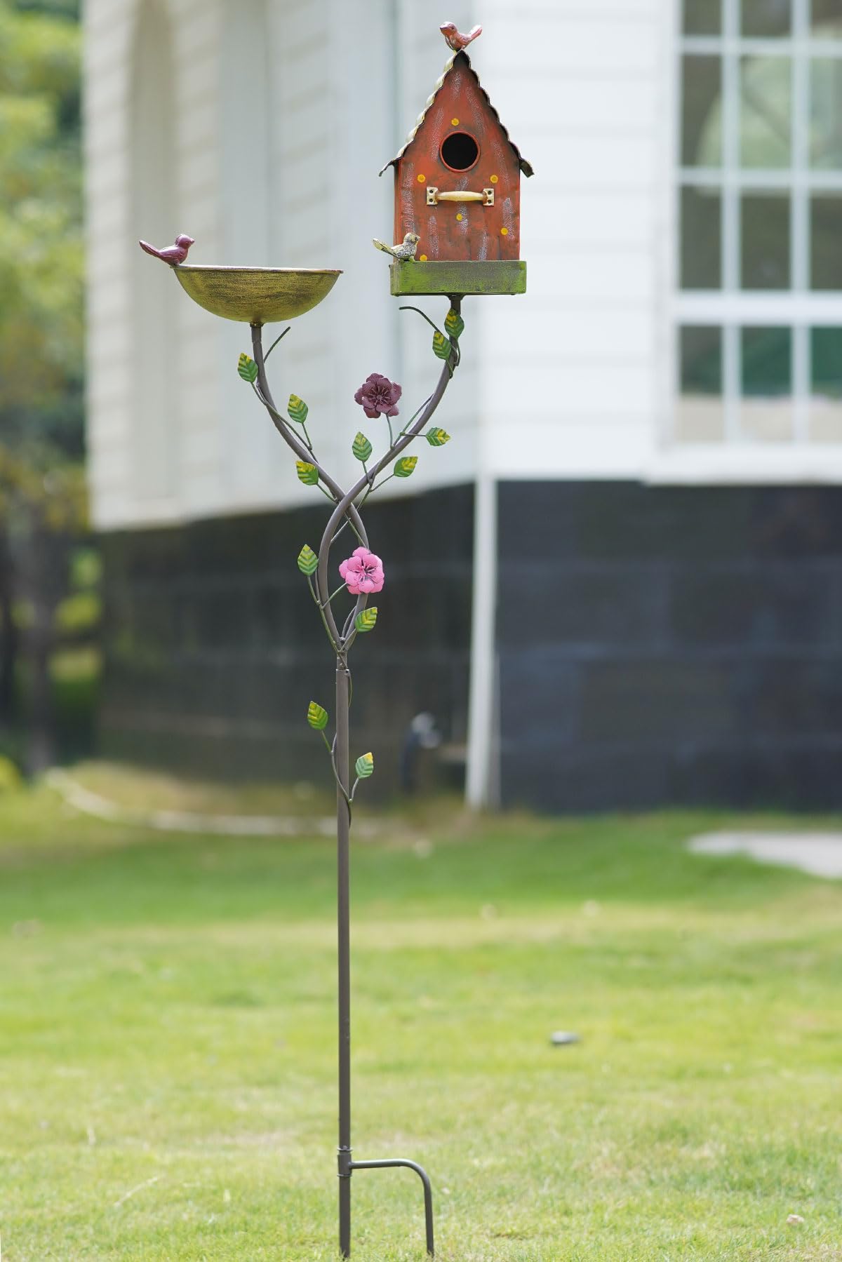 HLQMFHT welded cast-iron bird figures showing durable decorative accents