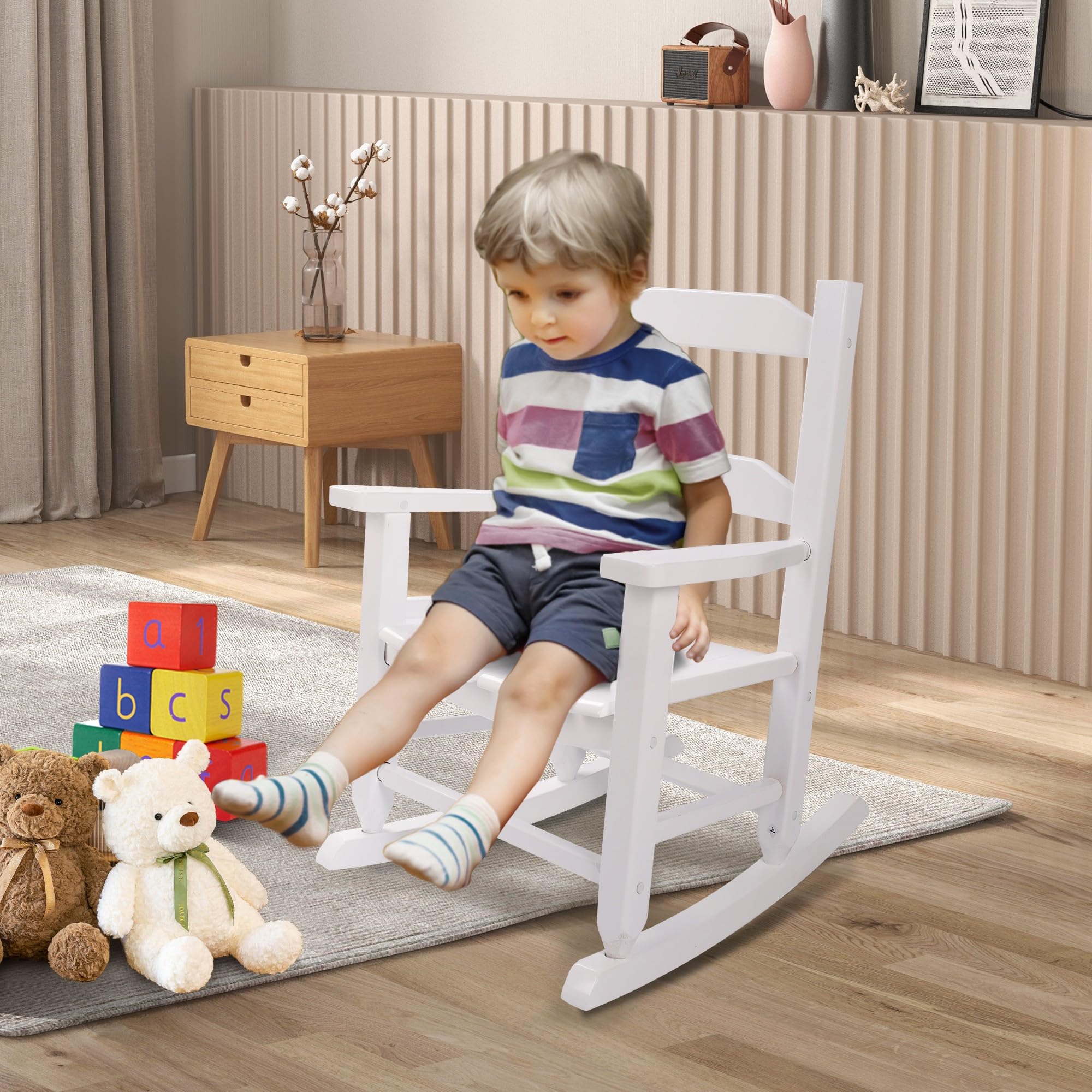 Hngilkoo seat detail with smooth finish for comfortable, splinter-free seating