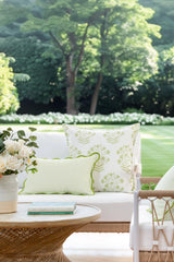 Hofdeco Premium close-up scalloped edge detail adds refined contrast