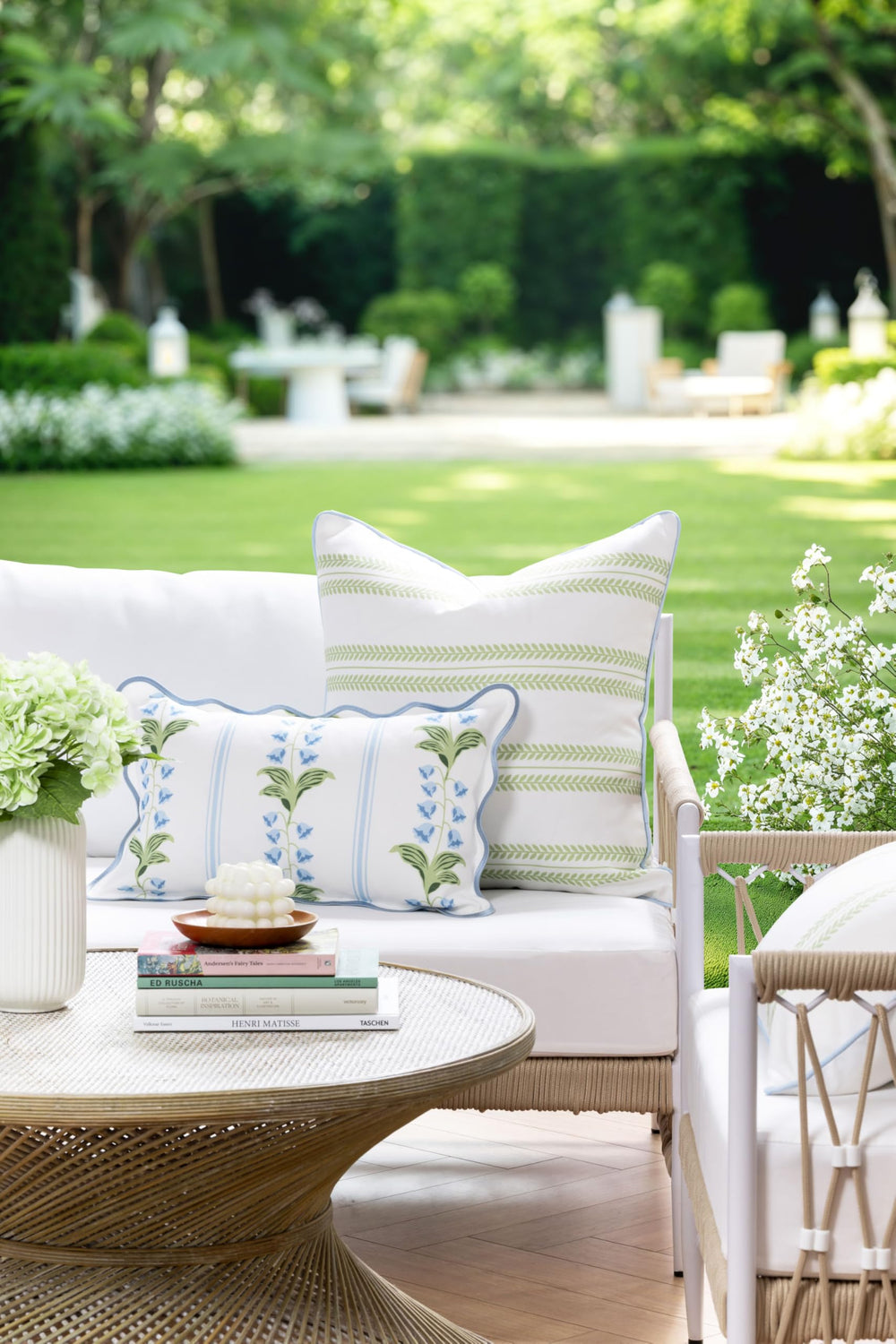 Hofdeco Premium scalloped trim close-up highlighting tailored edge and charm