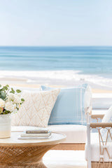 Hofdeco Premium close-up of fabric texture and white piping for durable, crisp finish