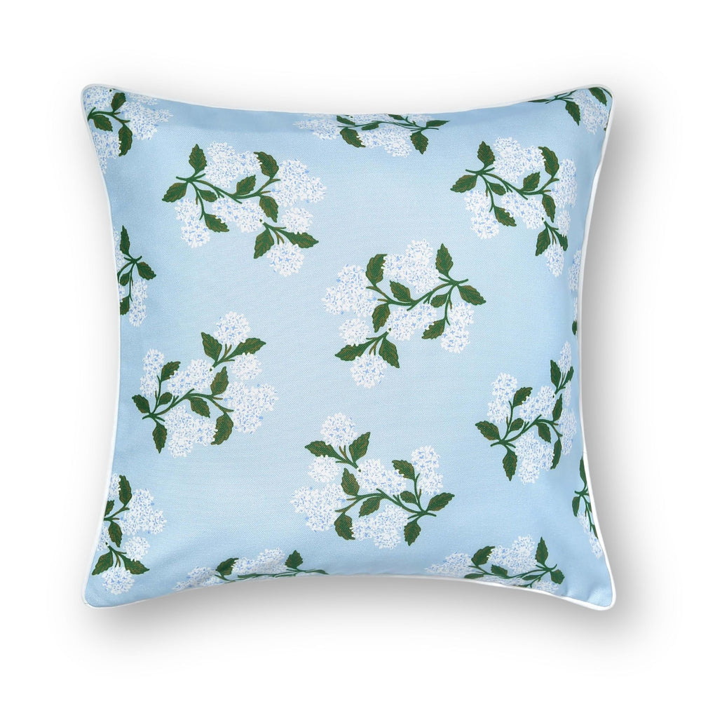 Hofdeco Premium front view baby blue hydrangea cover shows coastal style and easy refresh