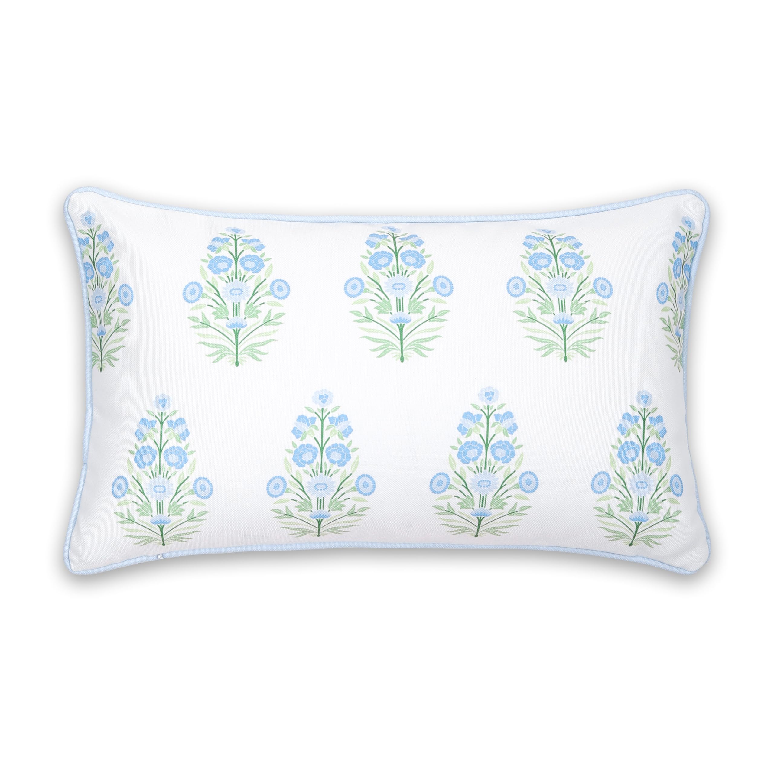 Hofdeco Premium styled on backyard patio for casual coastal vibe