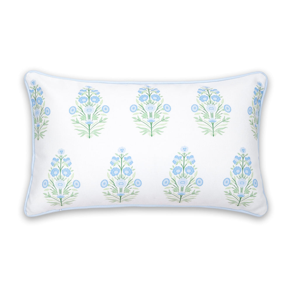 Hofdeco Premium styled on backyard patio for casual coastal vibe