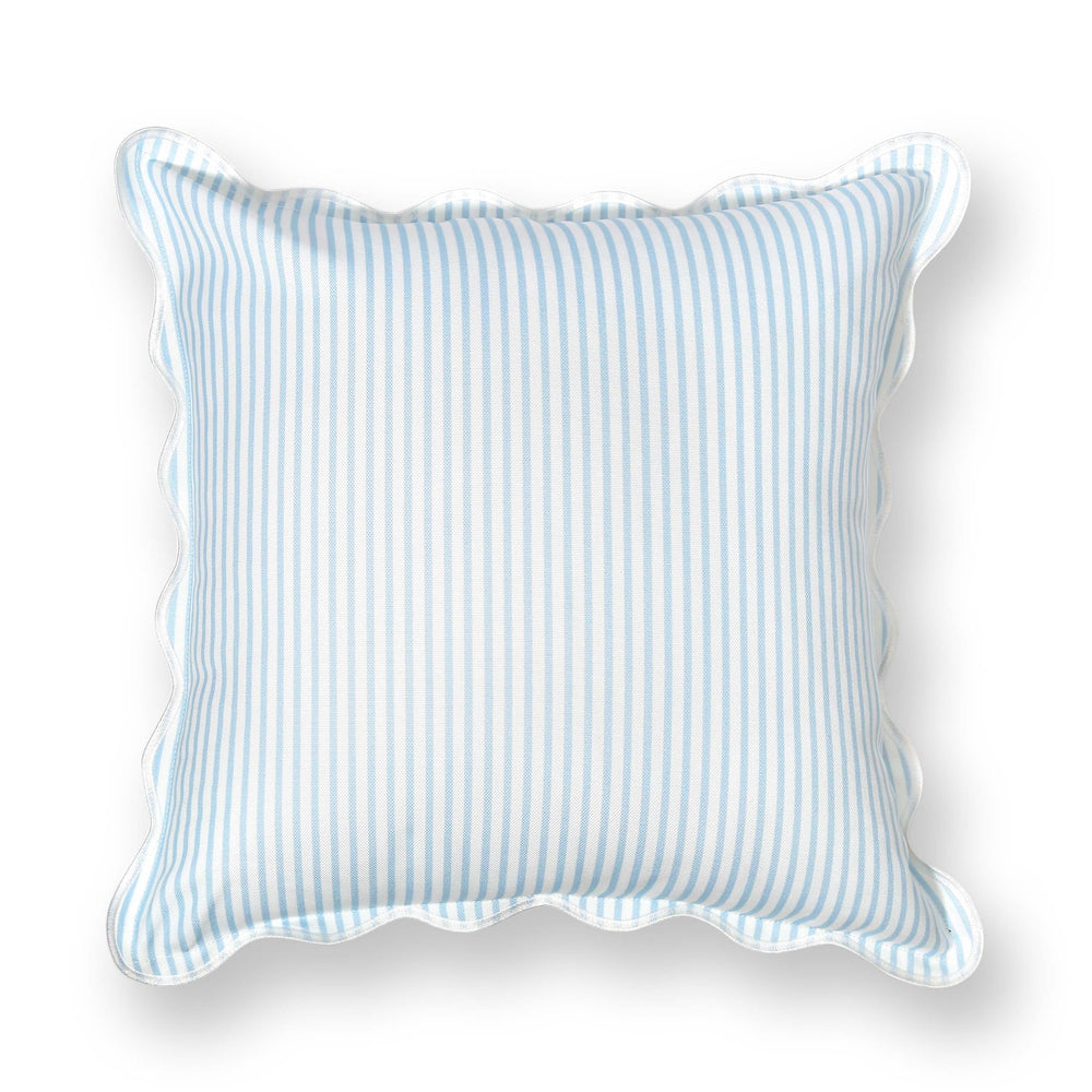Hofdeco Premium styled on living room sofa showing how it brightens interiors