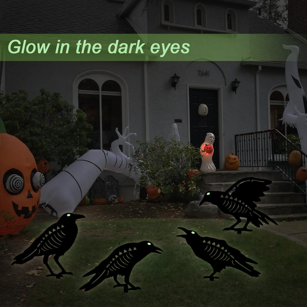 Hokfirm close-up of crow eyes glowing to create eerie Halloween atmosphere