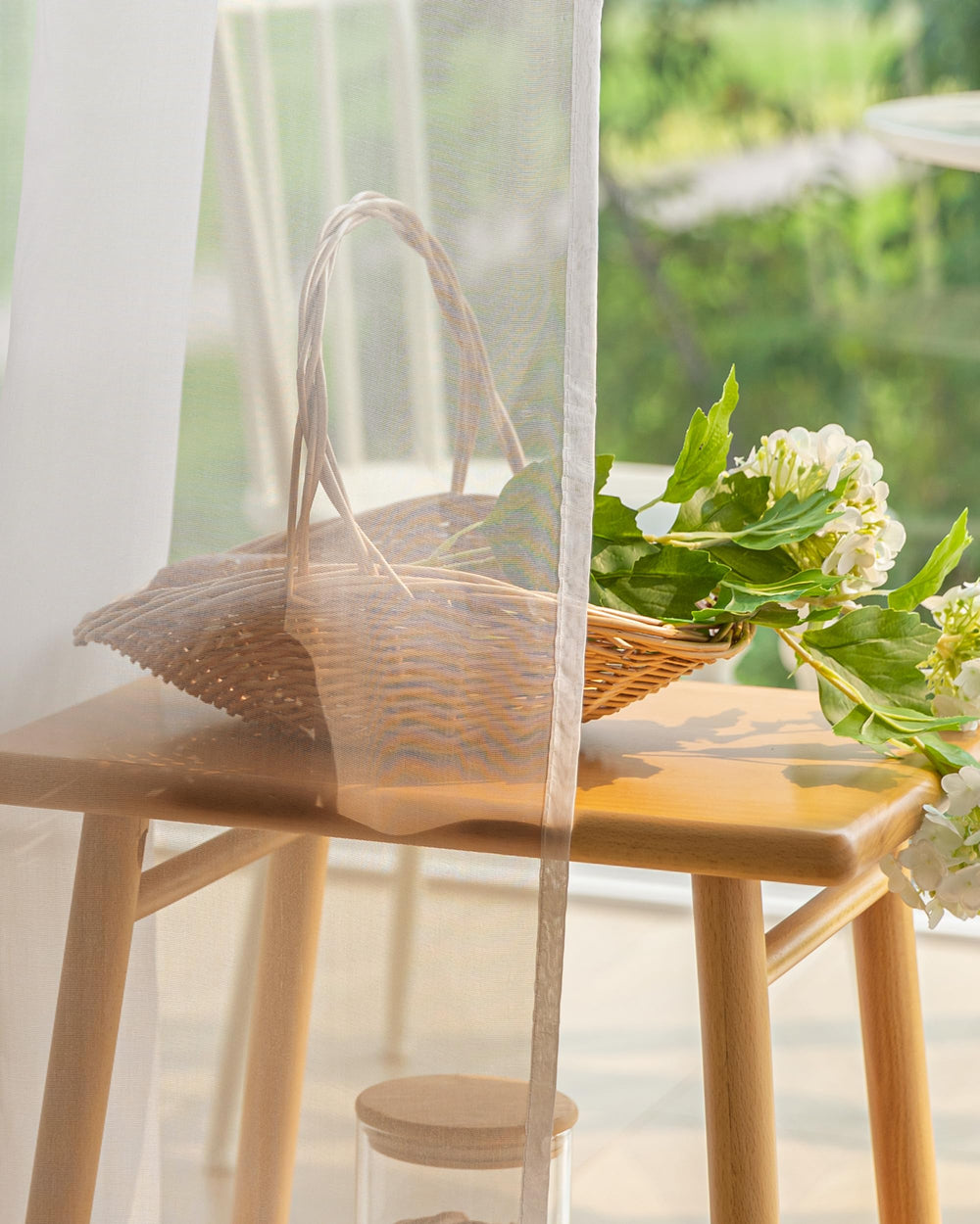 HolidayIdeas rod pocket detail with stitching for easy hanging benefit