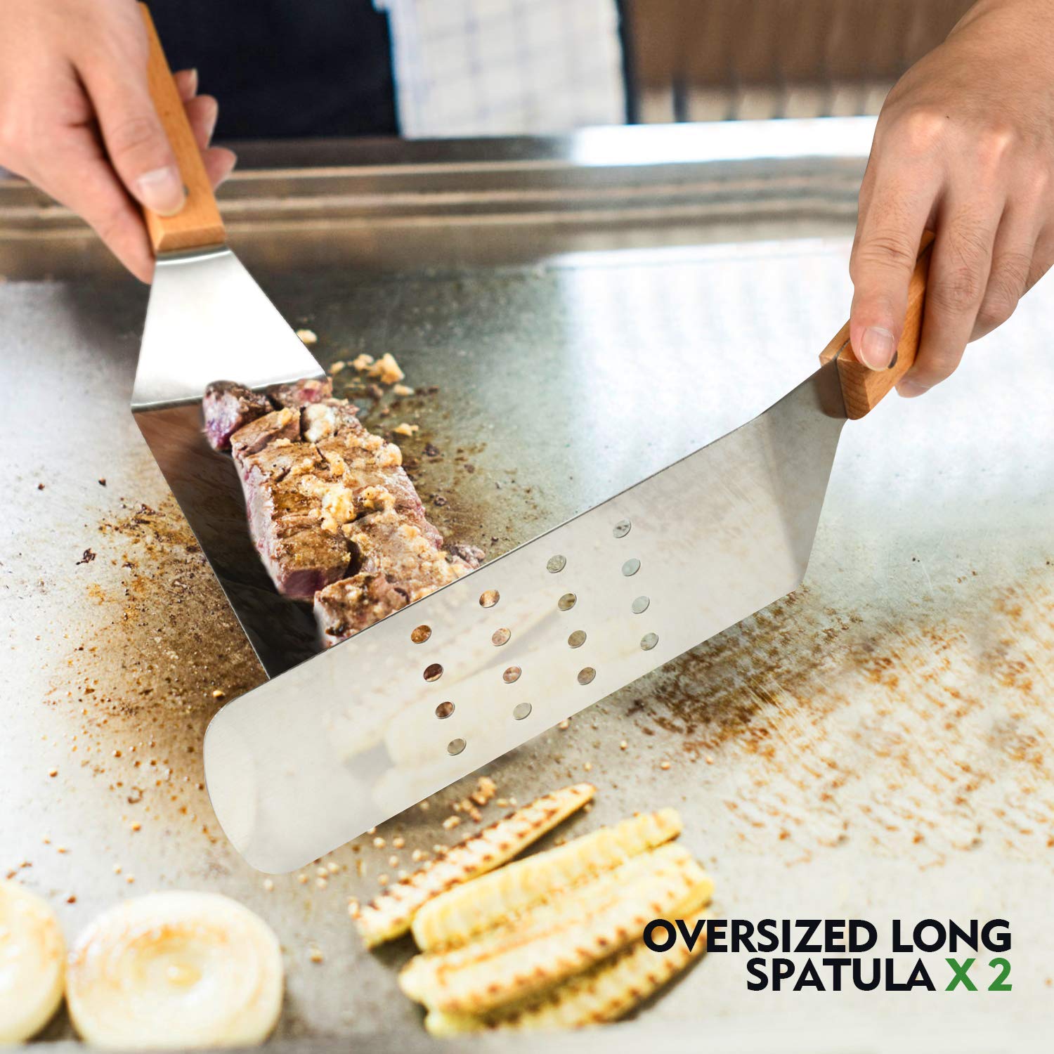 HOMENOTE oversized spatula close-up with sturdy blade for heavy flipping