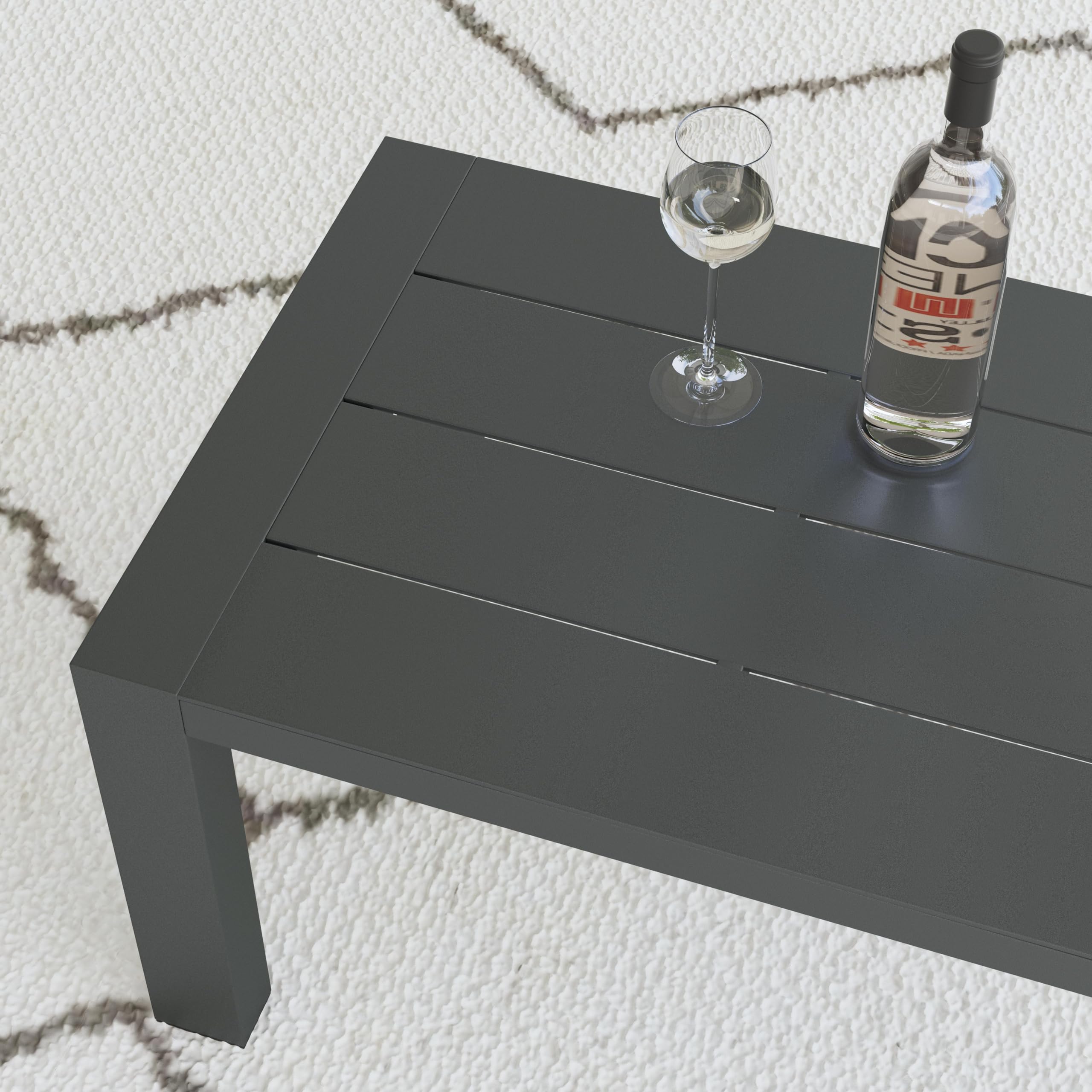 homestyles Grayton leg and frame detail highlighting rust-resistant aluminum strength