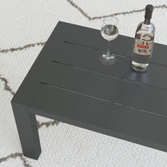 homestyles Grayton leg and frame detail highlighting rust-resistant aluminum strength