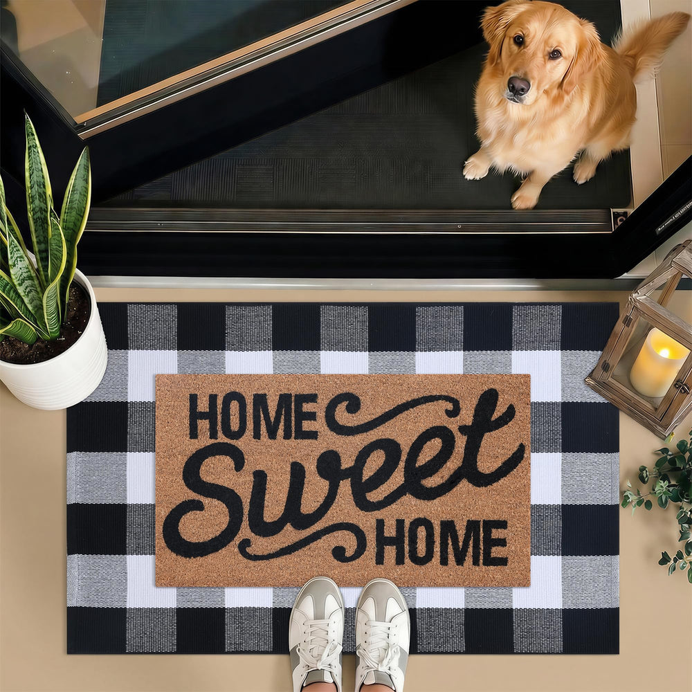 Homydecor coir mat edge showing 0.6-inch thickness that traps mud and debris effectively