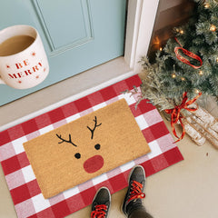 Homydecor layered set on porch creating welcoming holiday entryway