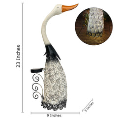 HONGLAND swan close-up of hand-painted feathers highlighting realistic texture