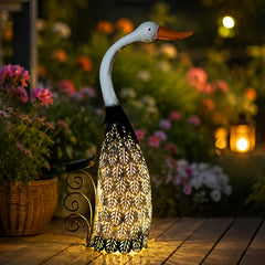 HONGLAND swan front view showing sculpted posture and decorative appeal