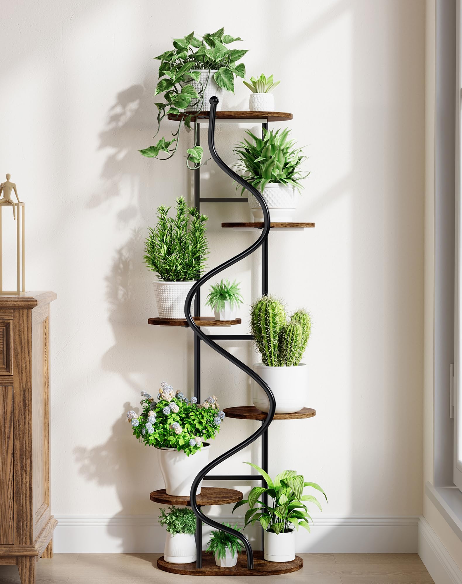 Hongsane next to a standard pot showing height and tier spacing for multiple plants