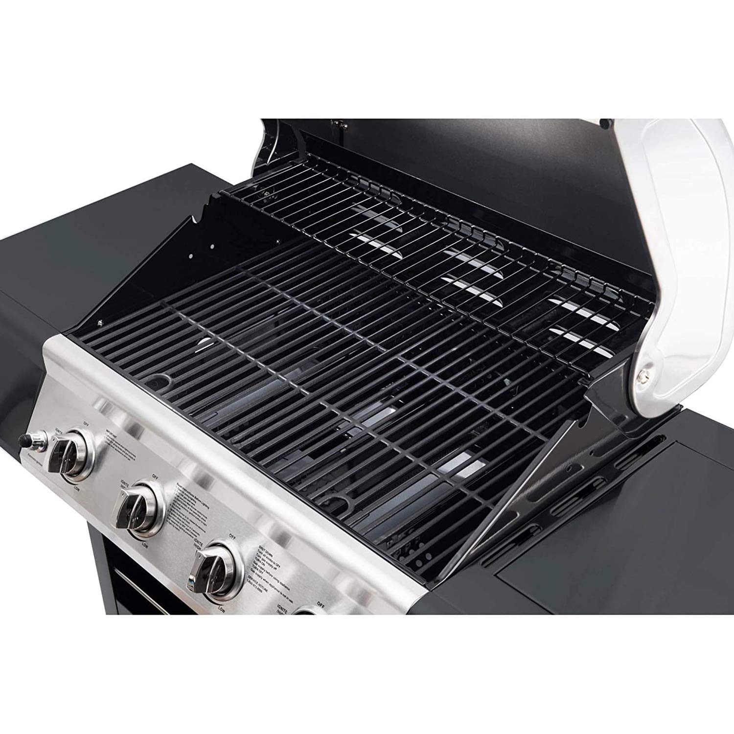 Hongso lifestyle image on backyard grill illustrating even cooking and enhanced flavor