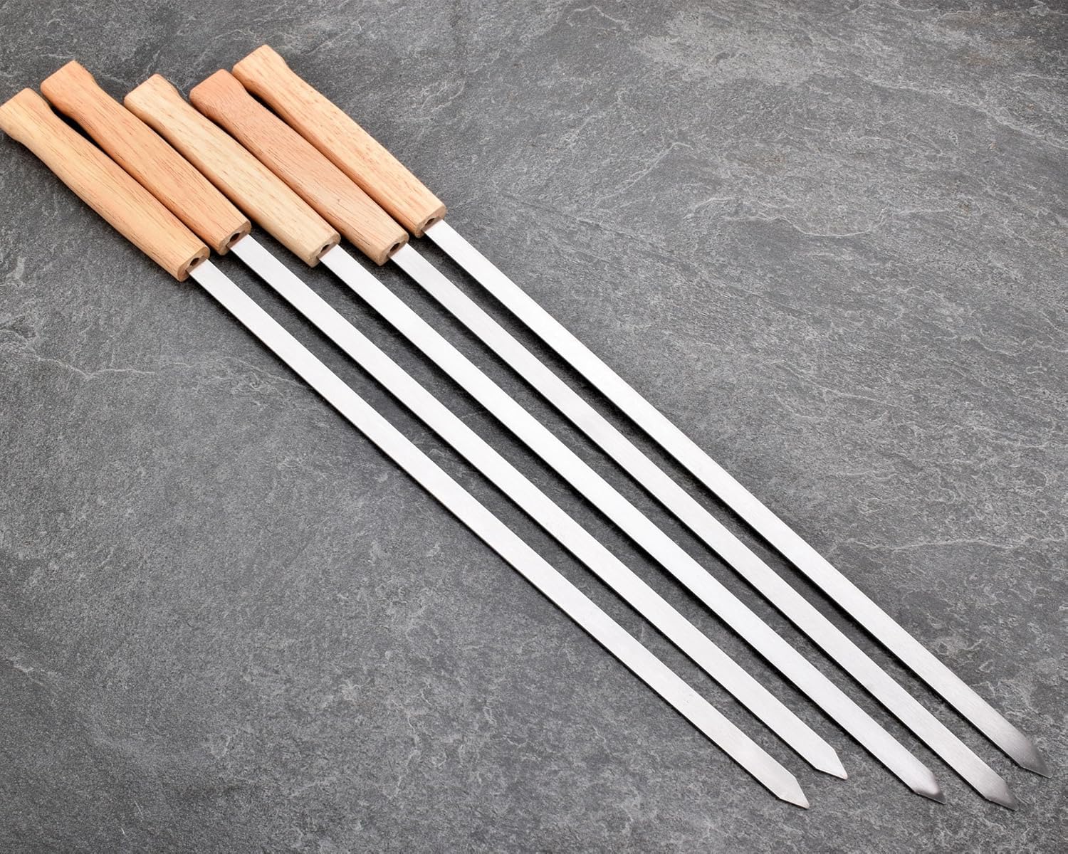 HONSHEN close-up of flat stainless blade for steady grilling