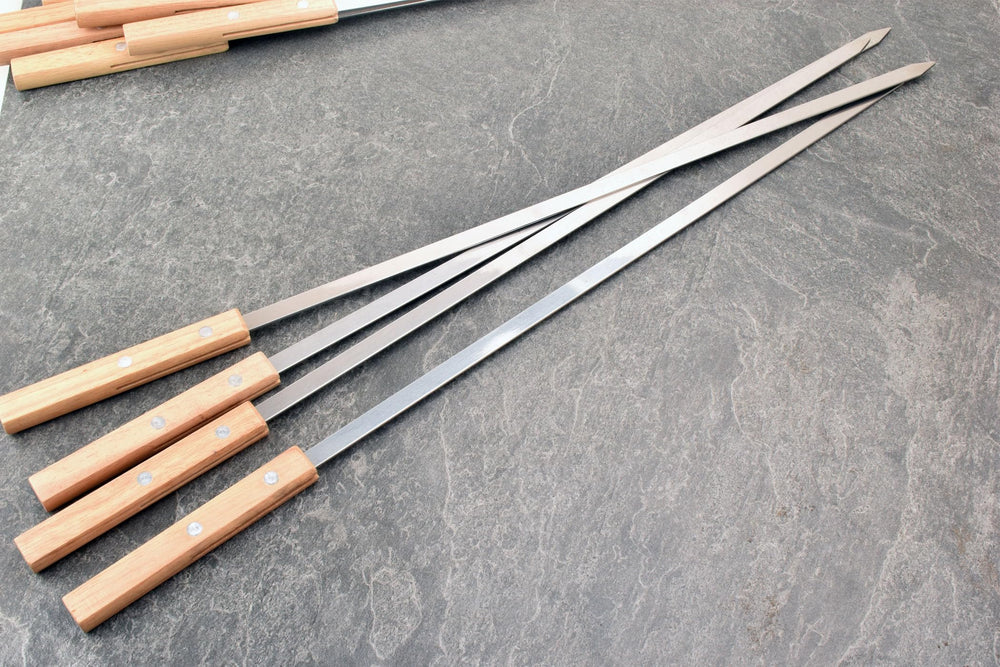 HONSHEN skewers alongside a ruler showing 22-inch overall length for safer distance from heat