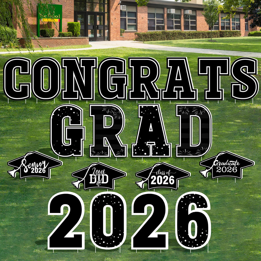 HOVACY front view of 20-piece Class of 2026 yard sign kit showing clean packaging and benefit