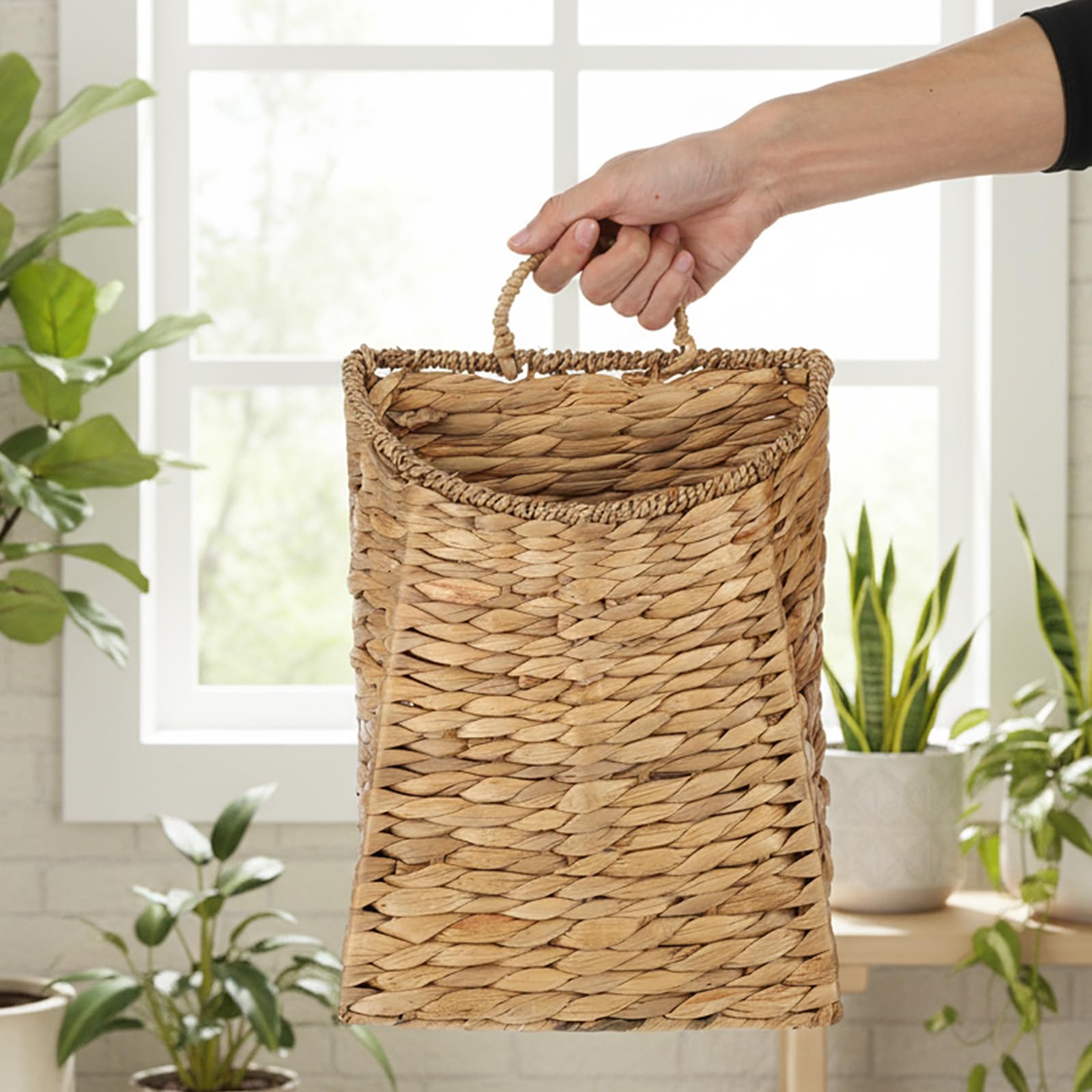 Hpmjz basket hanging on door creating welcoming entry