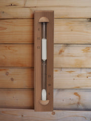 Home Sauna Experience cedar grain close-up highlighting natural texture and aromatic appeal