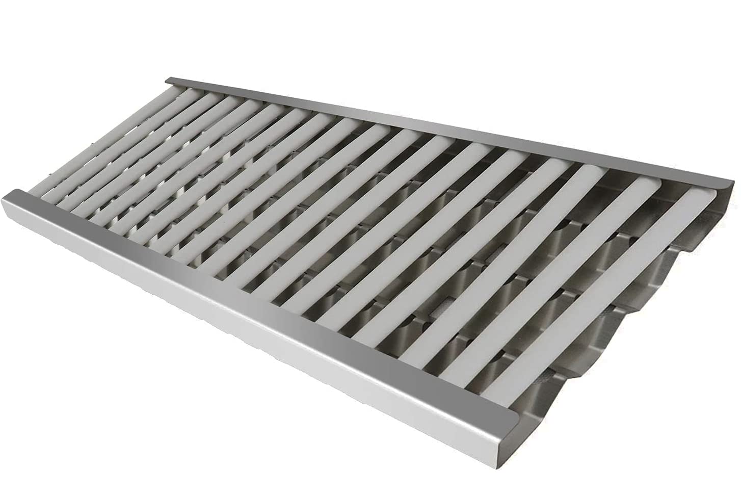 Htanch ceramic rods close detail showing 9.5 inch rods that resist high temperatures and improve searing