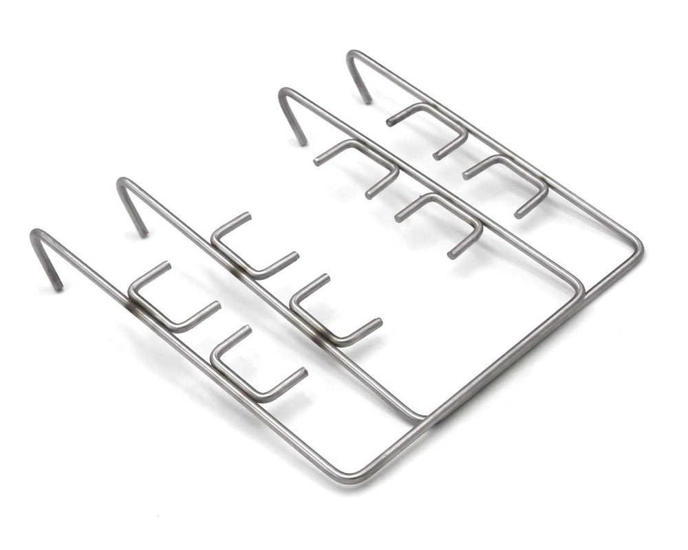 Htanch in grilling scene showing quick ash removal convenience