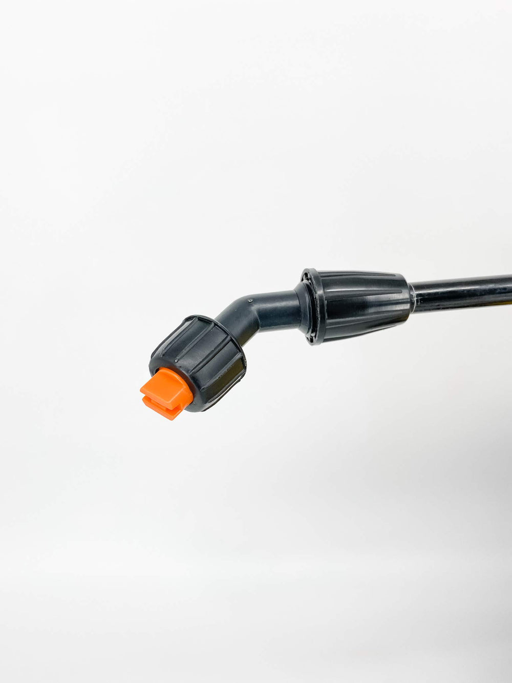 HUDSON fiberglass wand and heavy-duty nozzle delivering precise reach benefit