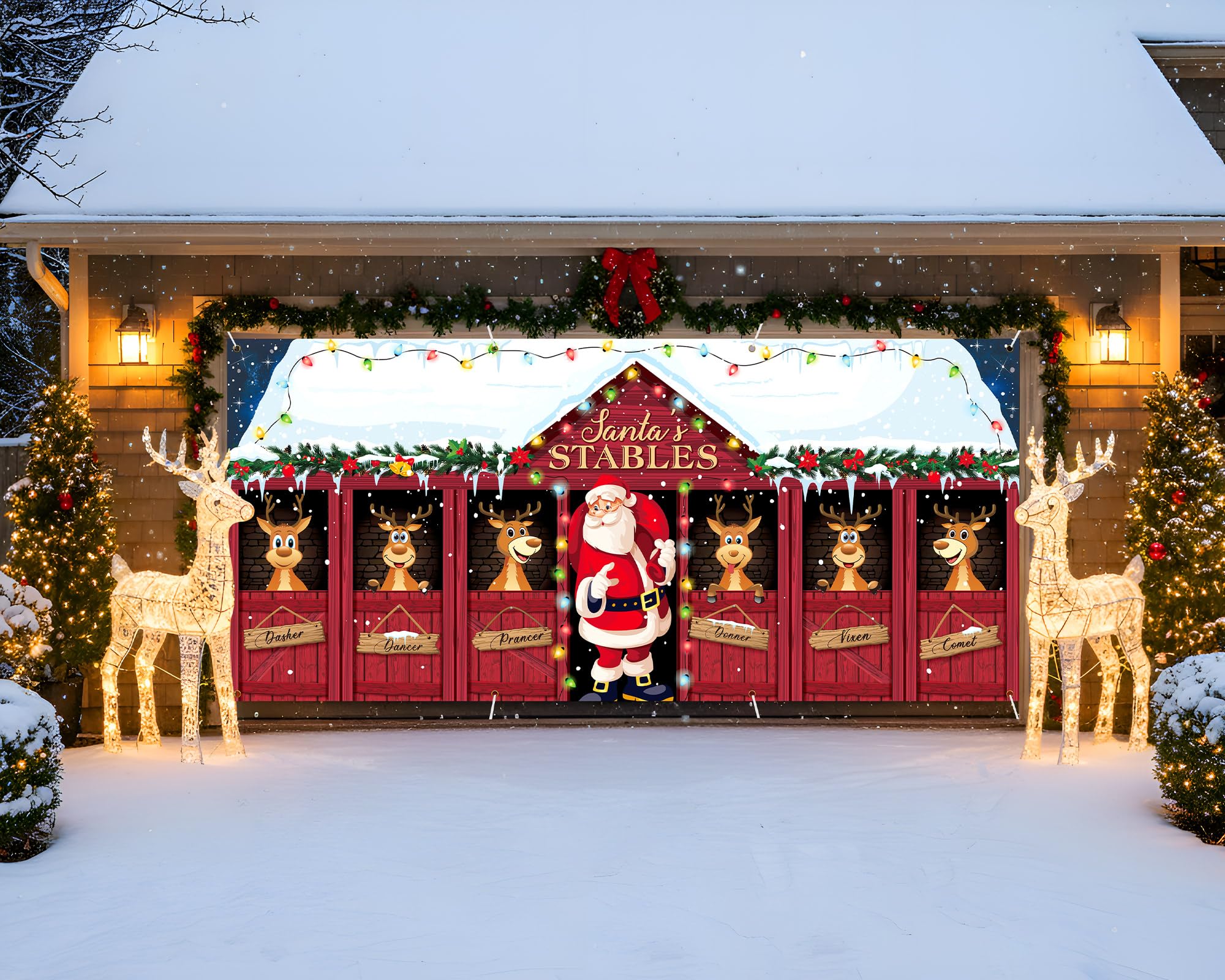 HunnmingRe nighttime display with festive lights enhancing the holiday design
