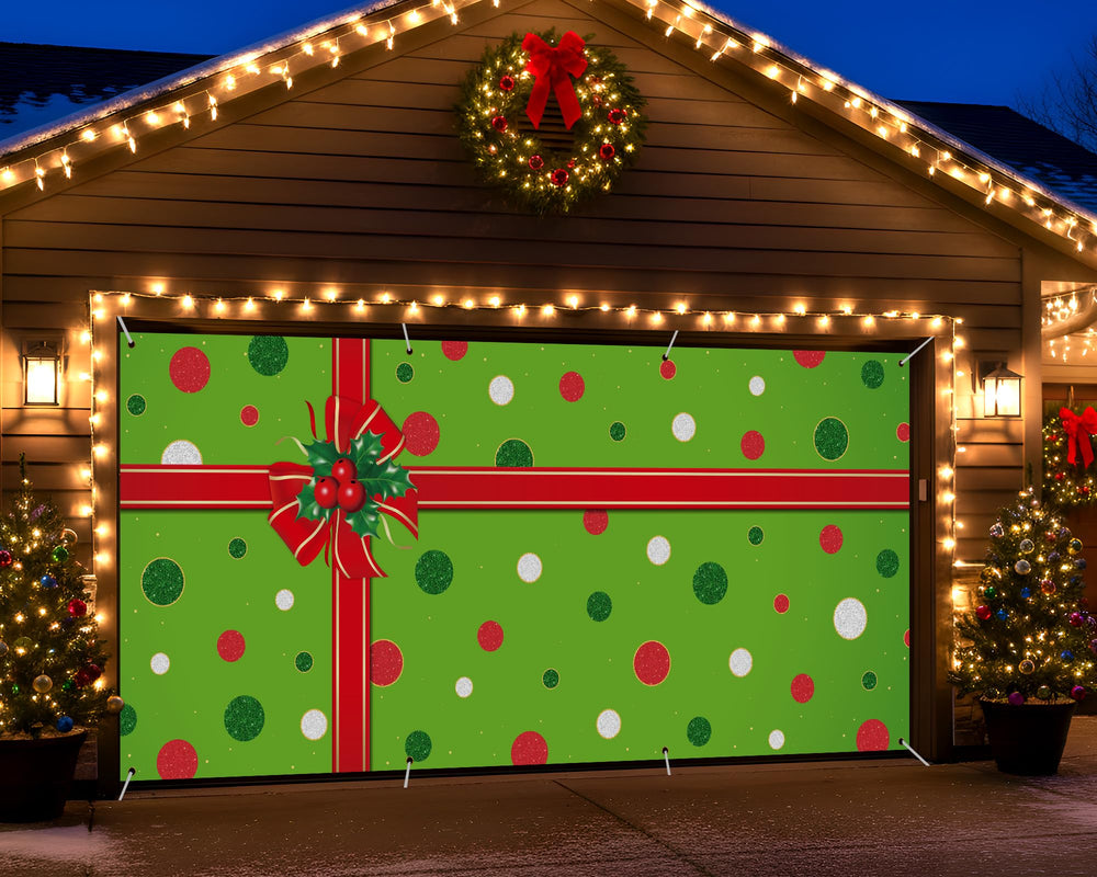 HunnmingRe backdrop used as holiday photo booth creating memorable pictures