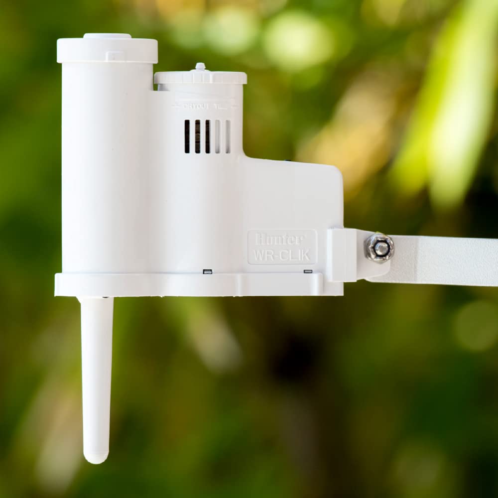 Hunter receiver plugged into controller illustrating wire-free integration benefit