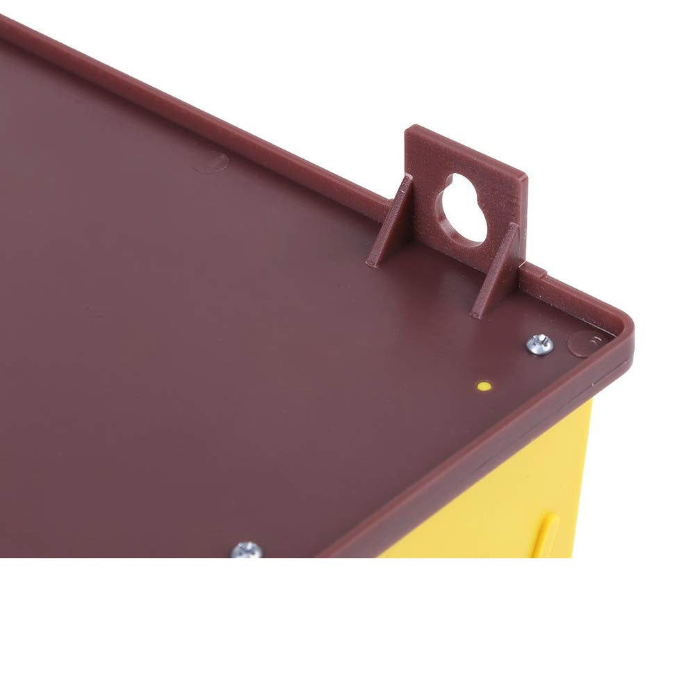 HunterBee trap installed on a 10-frame hive illustrating fit and ventilation