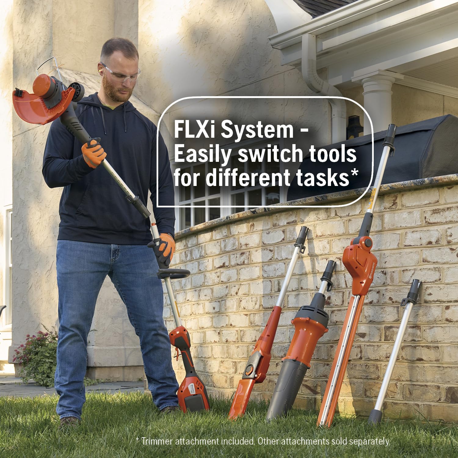 Husqvarna 110iL FLXi 4 Ah battery and charger displayed for quick recharge benefit