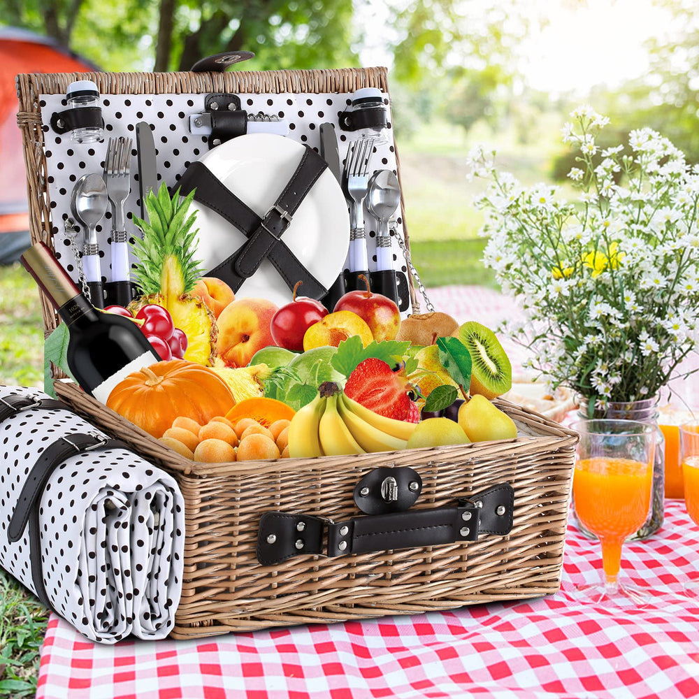HYBDAMAI open basket displaying plates, cutlery and glasses for organized packing benefit