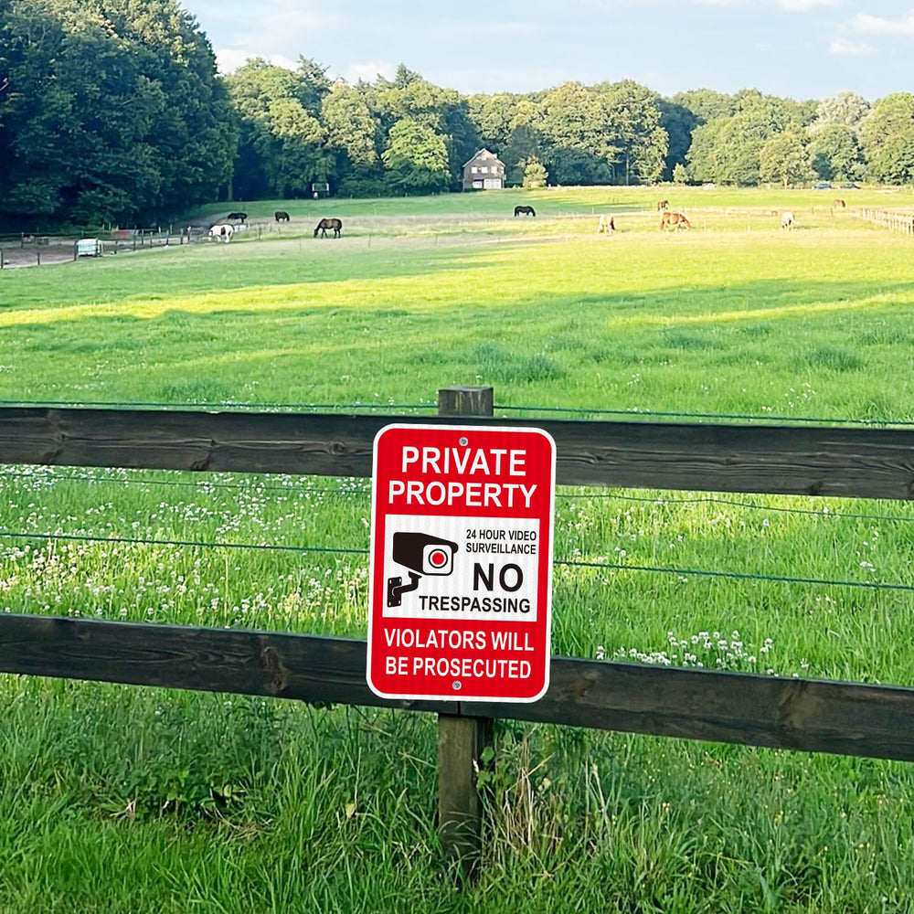 i-CowFun sign placed on rural driveway illustrating boundary protection