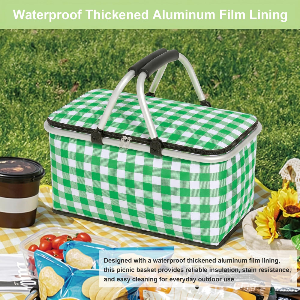 IACTIVE in use on a beach picnic illustrating reliable insulation and stylish carry
