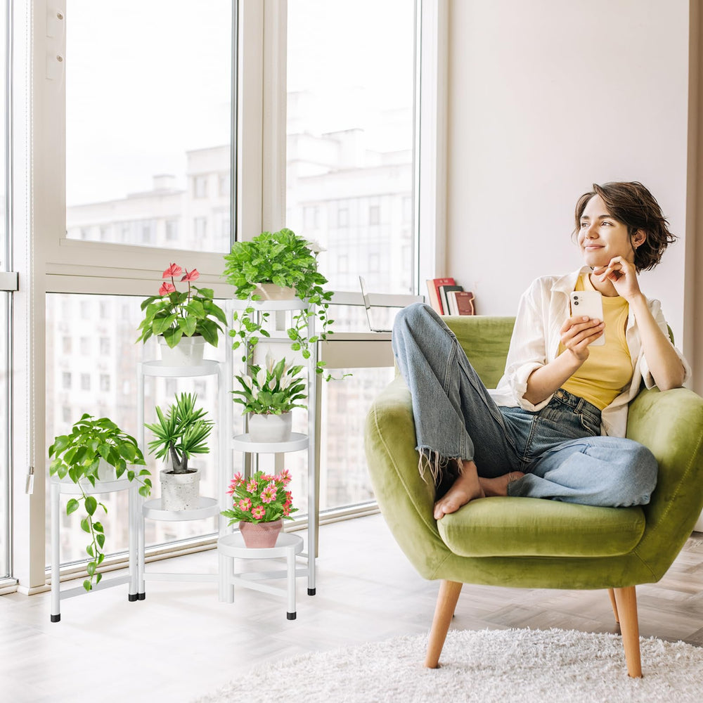 iDavosic.ly balcony lifestyle scene enhancing outdoor plants and décor