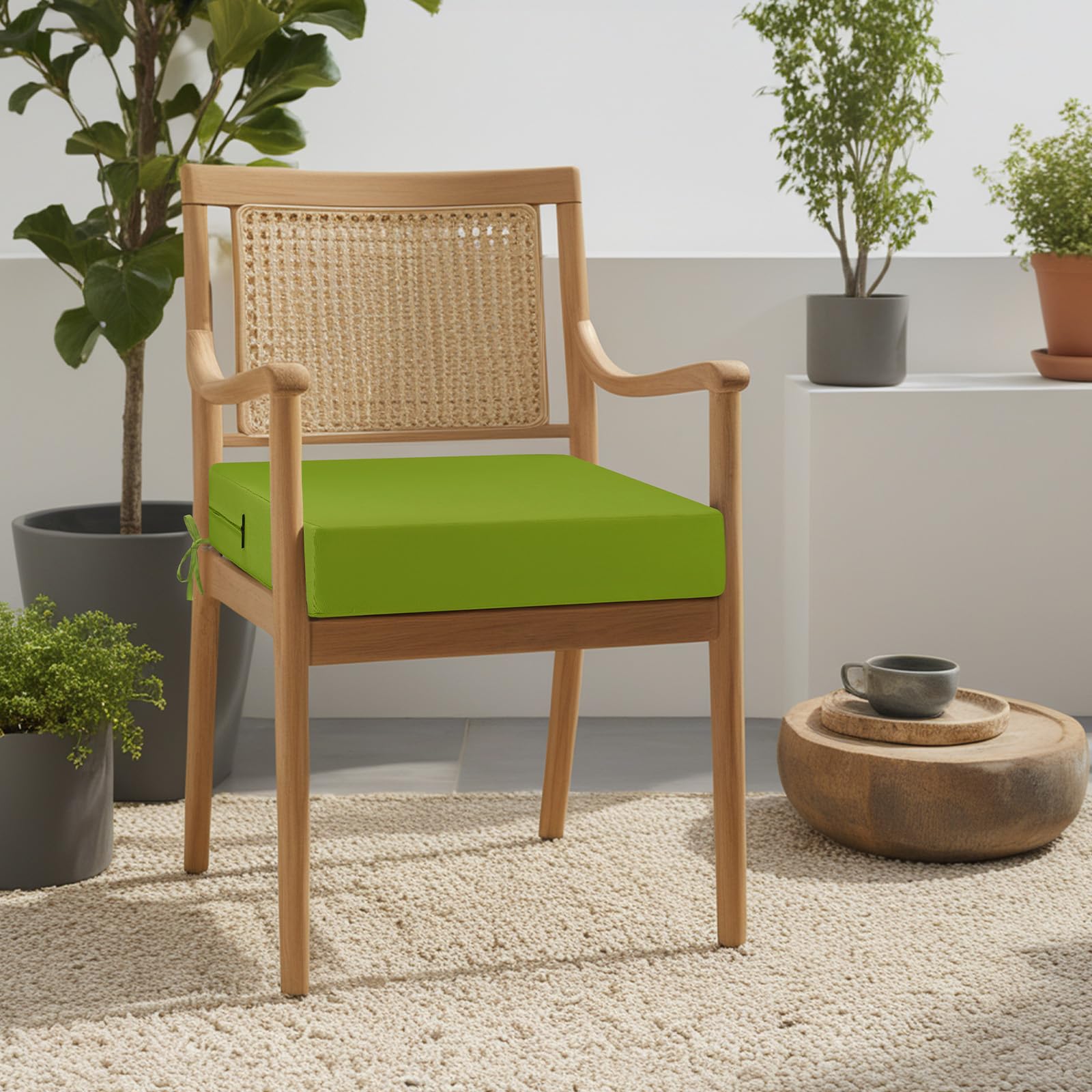 idee-home close-up of PU-coated fabric shows easy-clean benefit