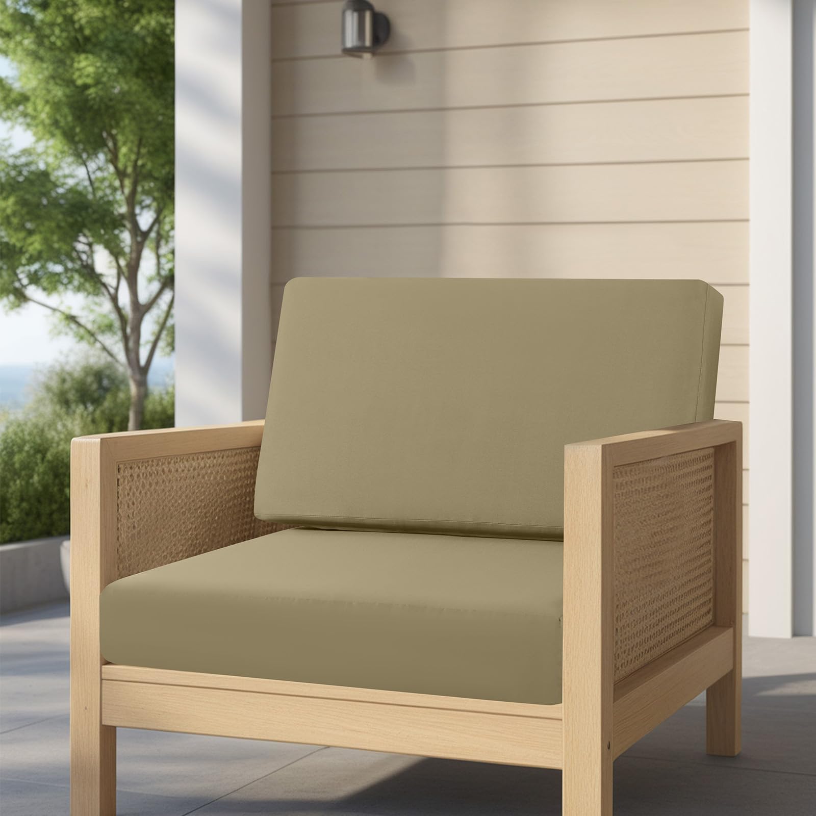 idee-home close-up of waterproof fabric repelling water for weather protection