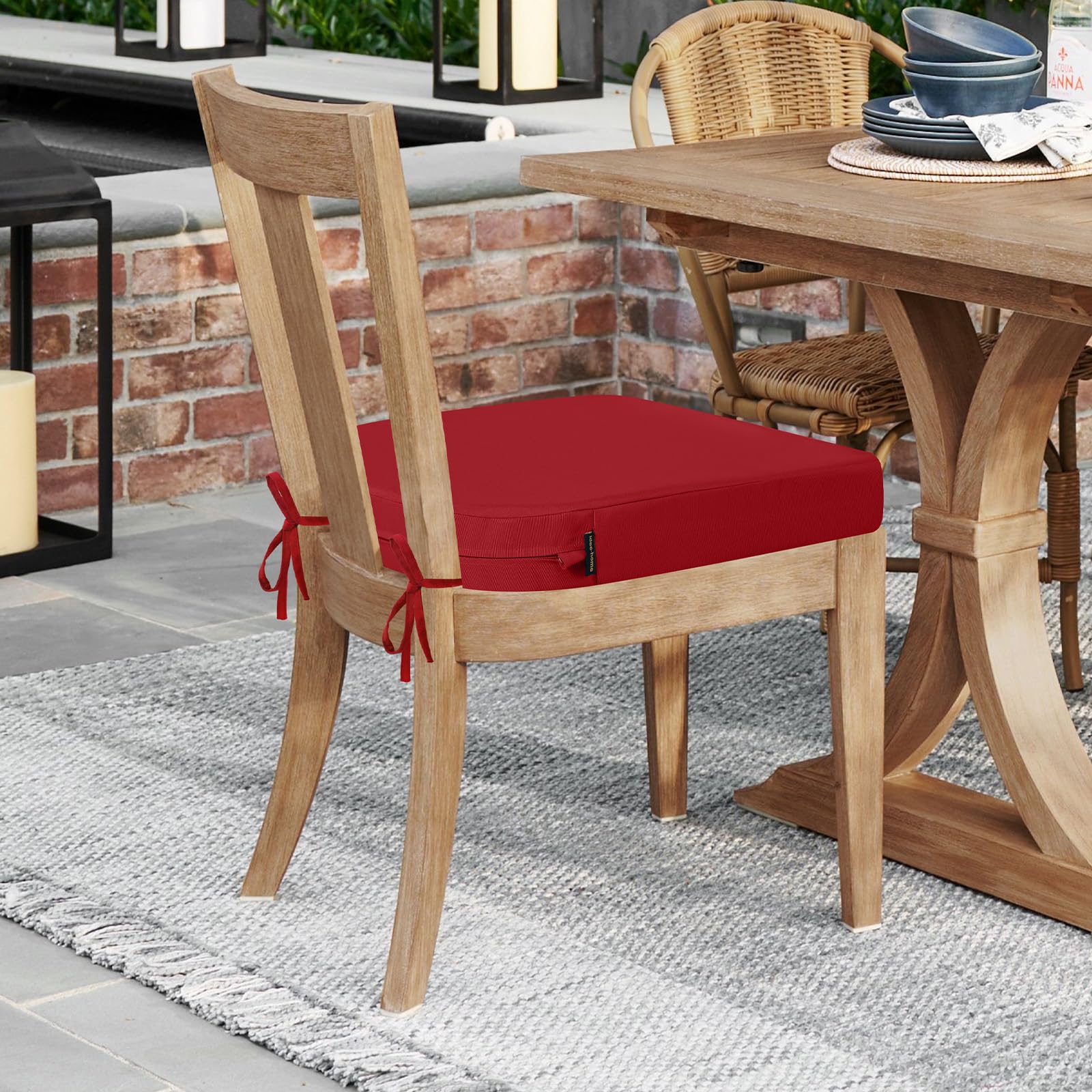 idee-home cushion on a deep-seat patio chair showing size and scale for fit guidance
