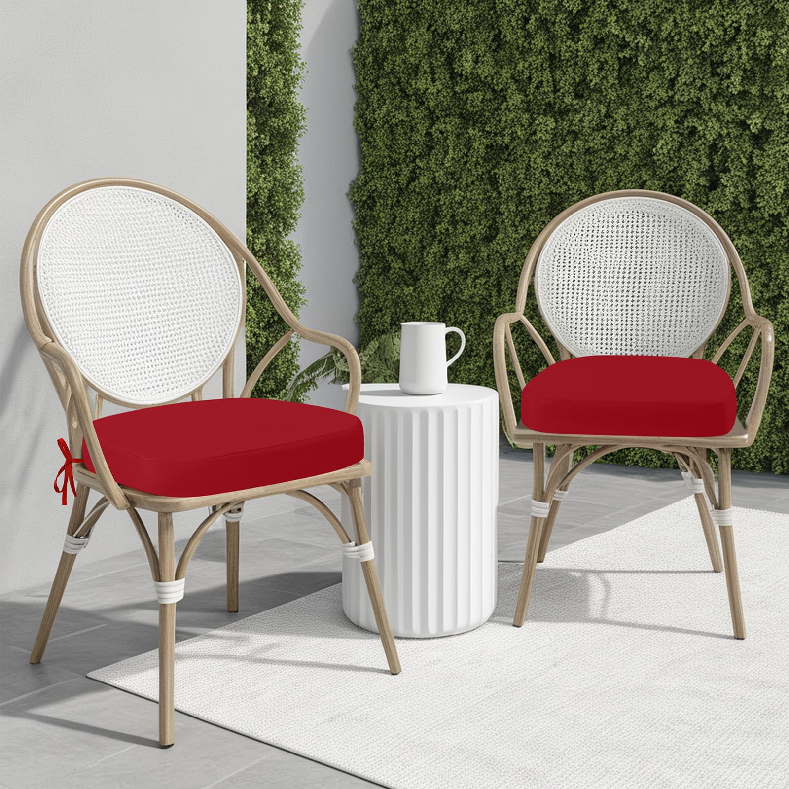 idee-home outdoor patio lifestyle scene showing weather-ready seating comfort