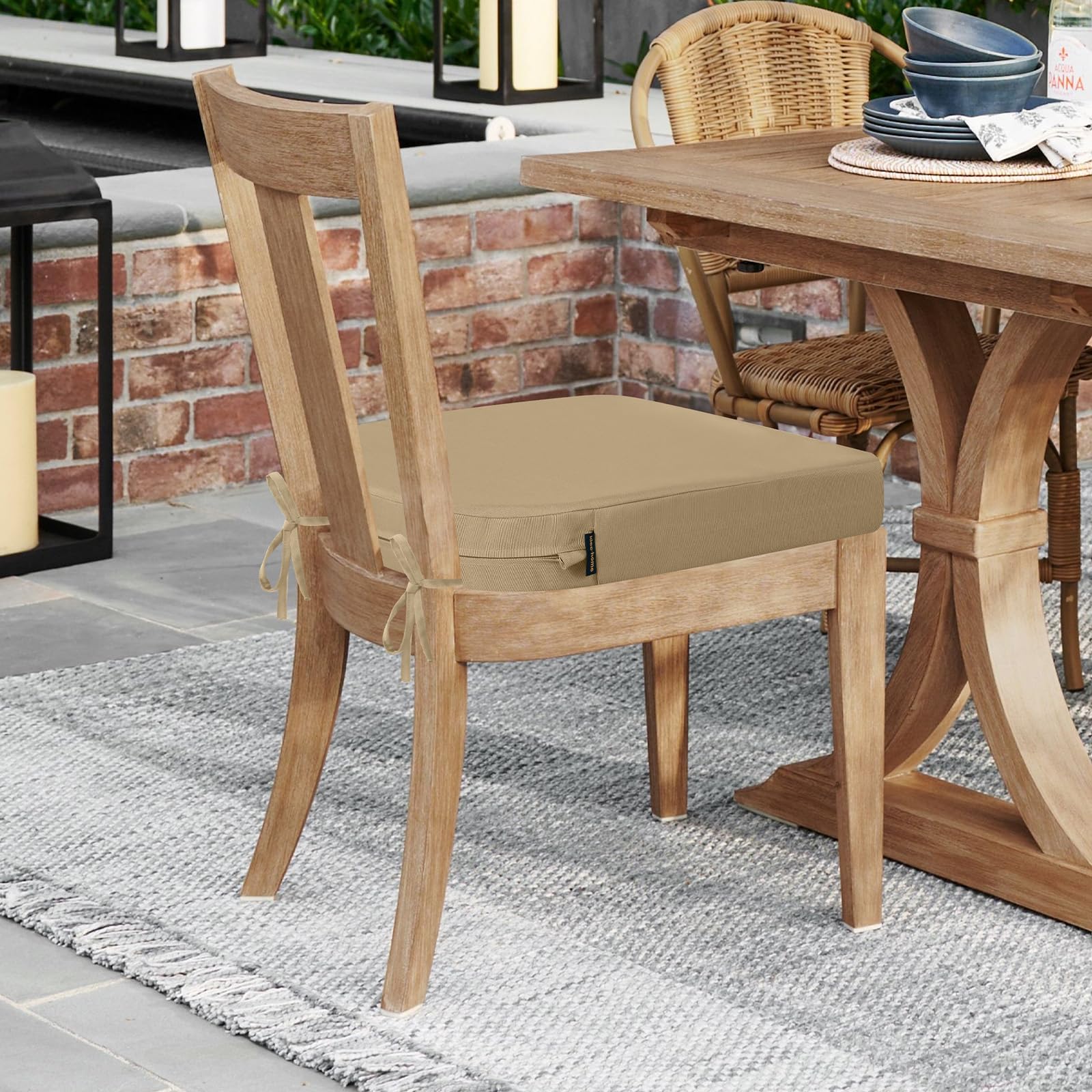 idee-home fabric texture water-resistant finish repels light rain and spills