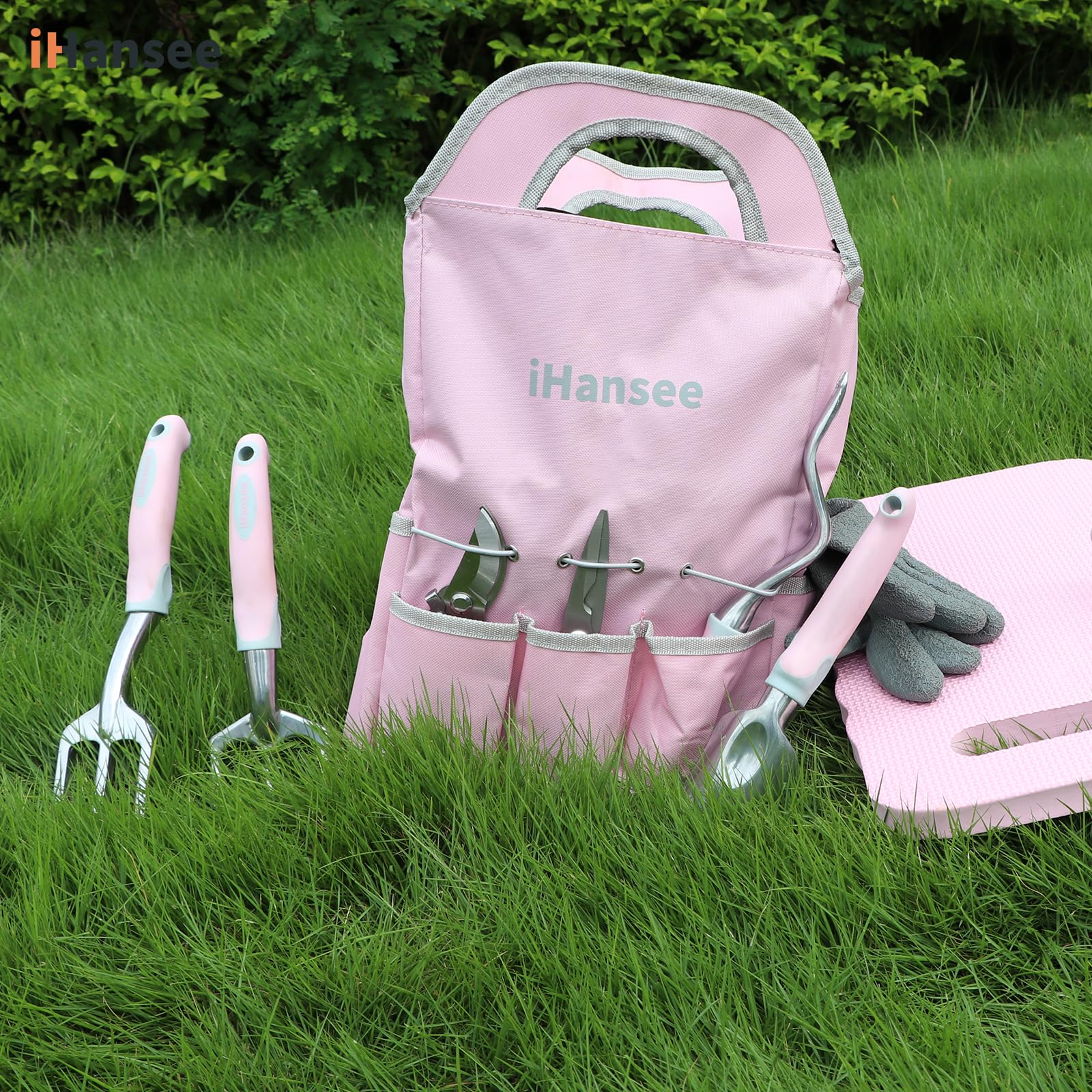 iHansee lifestyle scene of a gardener using the kit for planting