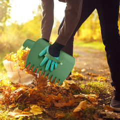 ILYZTL 32-gallon bags and scoops filled with leaves showing easy transport