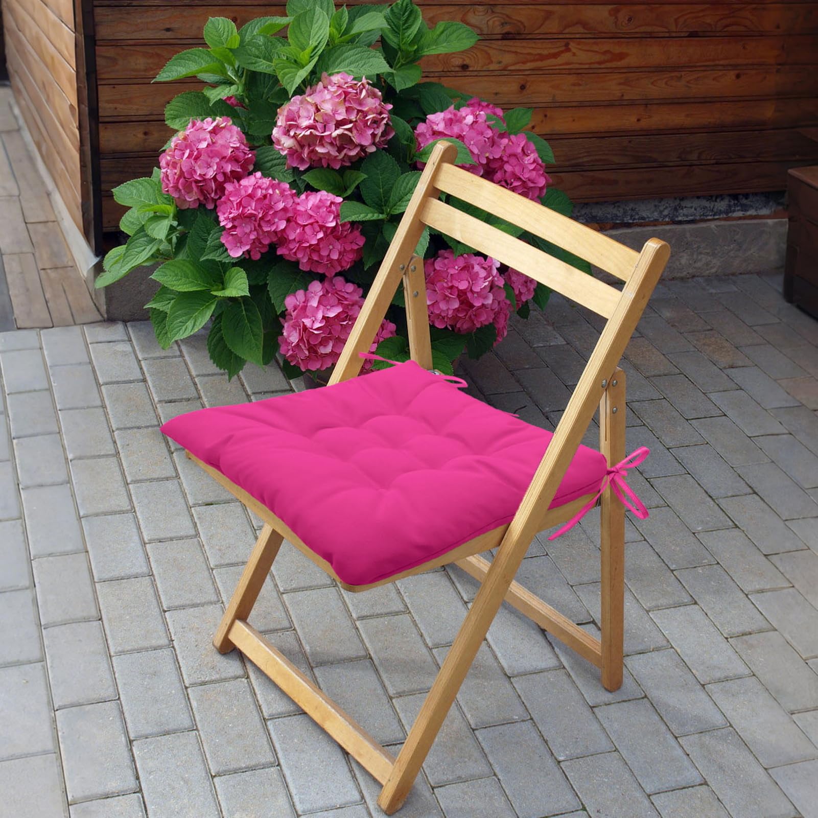 Insun ties closeup displays straps that secure cushion to chairs