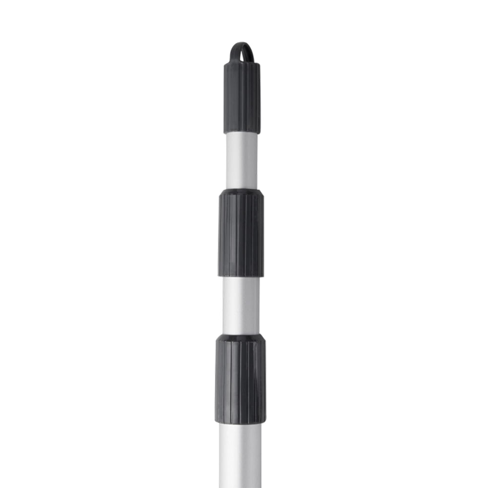 Intex vacuum mouth close-up showing suction inlet and efficient debris pickup